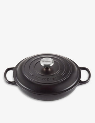 Le Creuset Signature Shallow Cast-Iron Casserole Dish 26cm