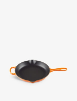 Le Creuset Signature cast iron skillet 23cm, UK version