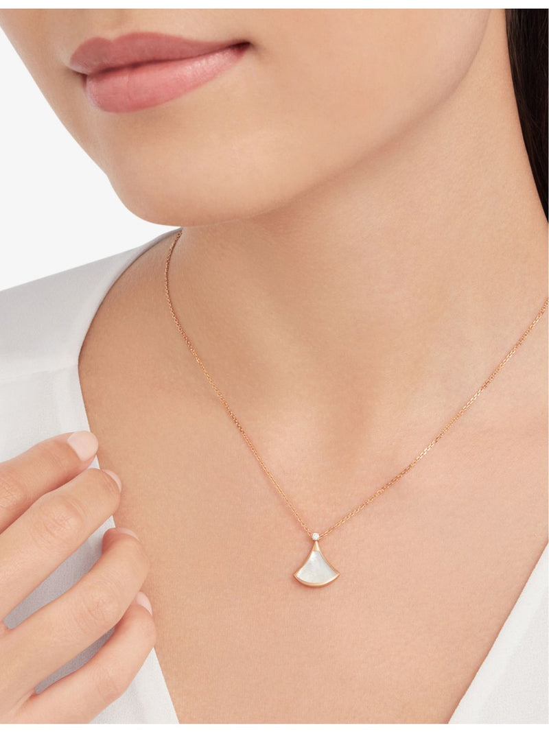 Bvlgari pendant necklace 18ct rose gold diamond mother-of-pearl, imported from the UK