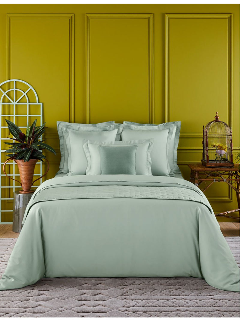Yves Delorme Triomphe Veronese double fitted sheet - British product