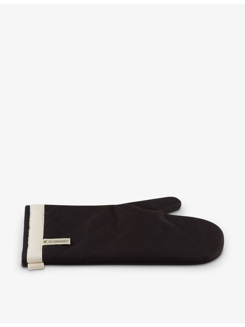 Le Creuset cotton oven mitt with woven texture, UK version