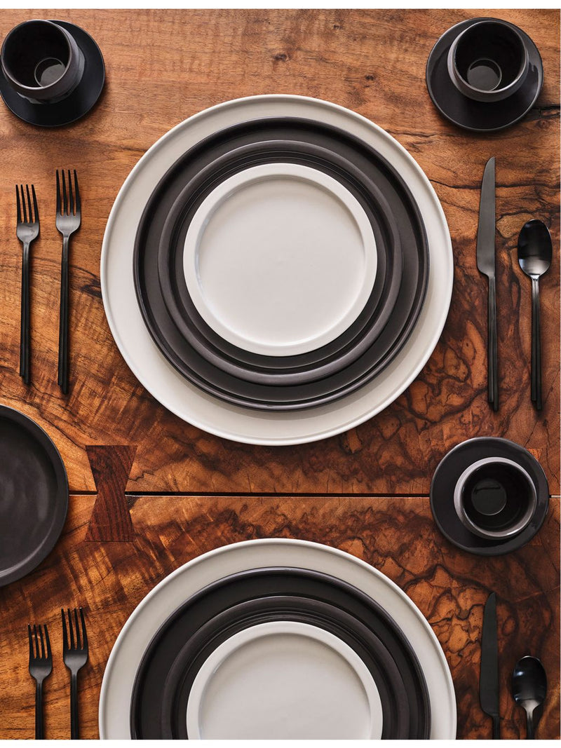 Kelly Wearstler Dune porcelain plate set of two, UK version