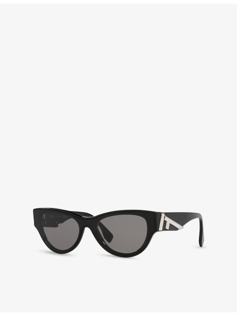 Fendi First acetate cat-eye sunglasses FE40135I, imported from the UK
