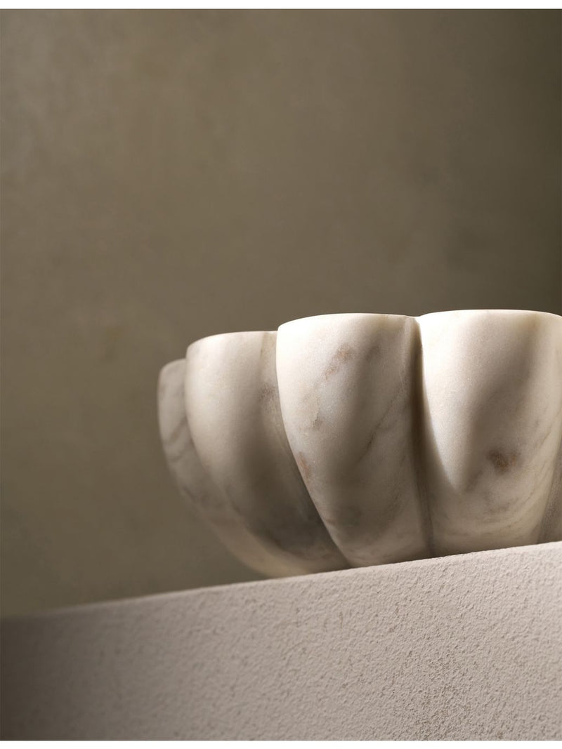 The White Company scalloped marble bowl 15cm, UK version