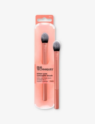Real Techniques Kitten Paw concealer brush - British product