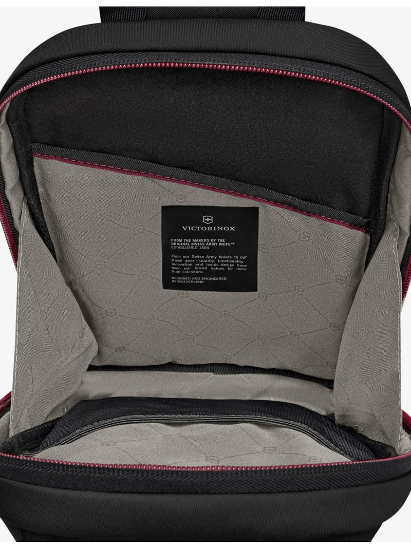 Victorinox woven sling backpack 5-litre - British product