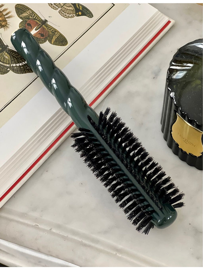 La Bonne Brosse N.05 volume style round hair brush, UK version