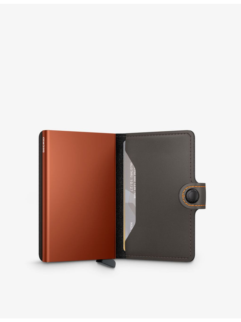 Secrid matte leather wallet with aluminium card protector, UK version