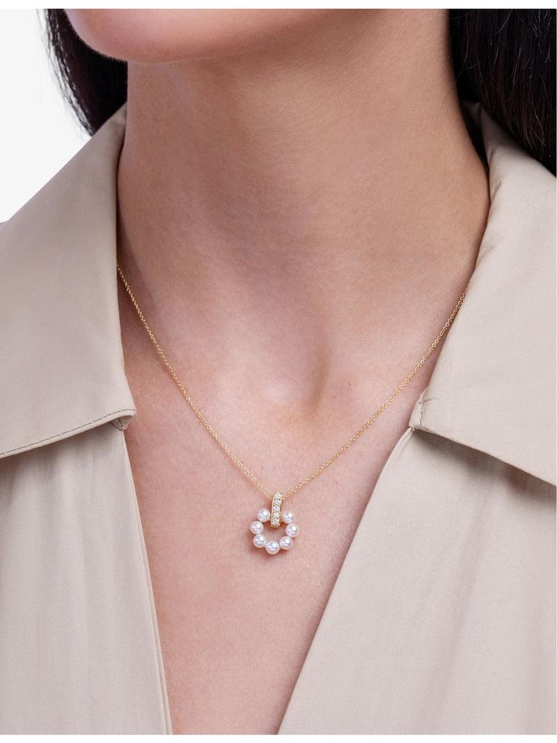 Yoko London diamond and Akoya pearl pendant necklace, imported from the UK