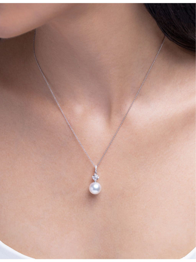 Yoko London Starlight pendant necklace South Sea pearl 0.22ct diamond, UK version