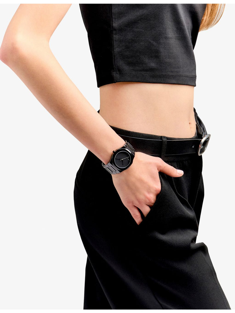 D1 Milano ceramic watch pure black 37mm, UK version