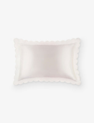 Slip silk pillowcase scalloped edge queen size (British brand)