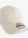 New Era 9TWENTY New York Yankees cotton baseball cap (British brand)