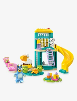 LEGO Bluey 11201 playground playset with Bluey and Chloe figures (British brand)
