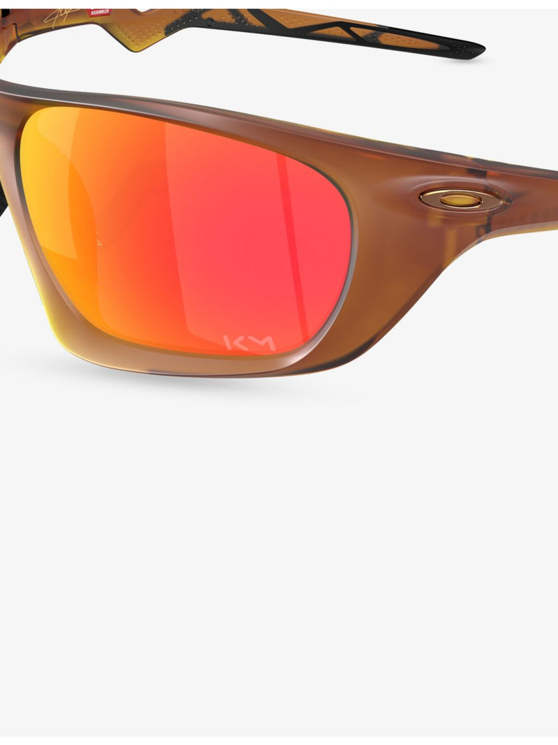 Oakley OO9431 Lateralis O Matter sunglasses (British brand)