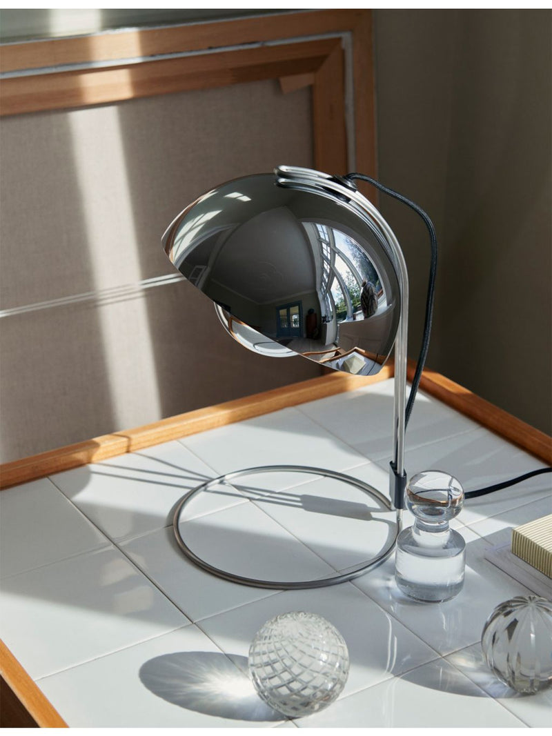 &Tradition Flowerpot VP4 stainless steel table lamp 26cm (British brand)