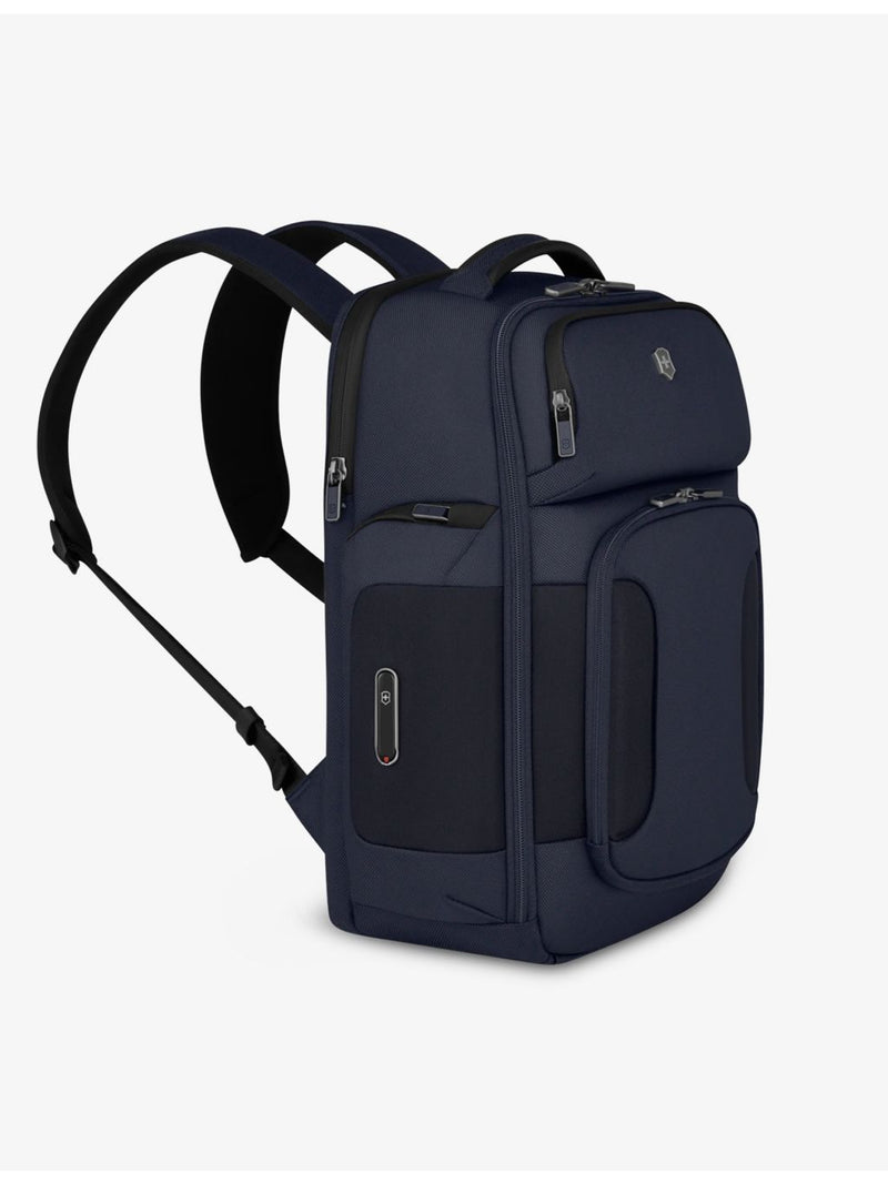 Victorinox Werks Traveler 7.0 deluxe backpack, UK version
