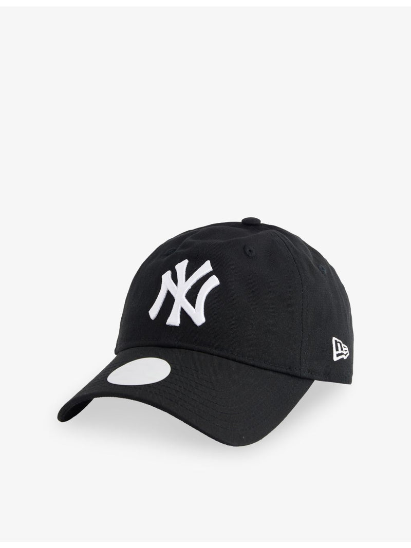 New Era 9TWENTY New York Yankees baseball cap, imported from the UK