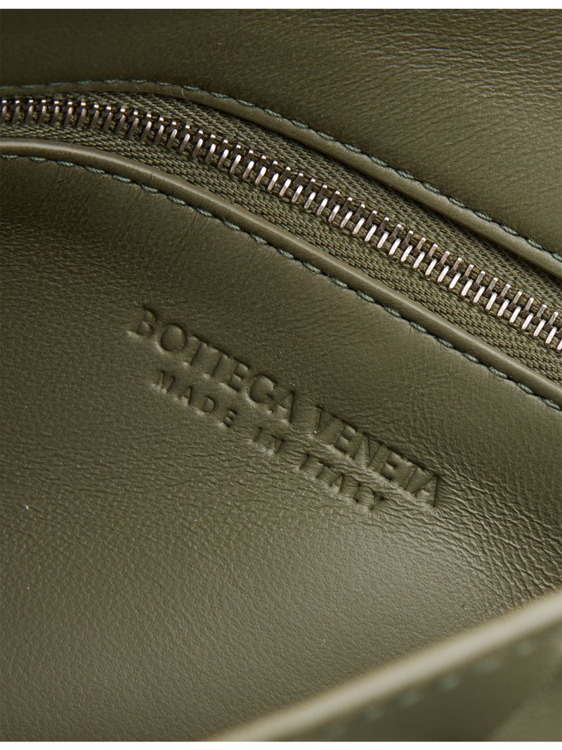 Bottega Veneta Andiamo small leather bucket bag, imported from the UK