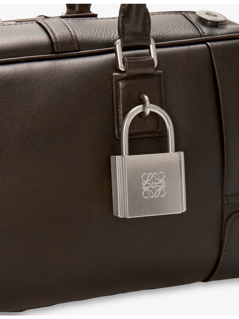 Loewe Amazona 31 cropped leather shoulder bag (British brand)