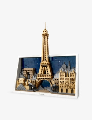 LEGO Architecture Paris City of Love building kit 958 pieces (British brand)
