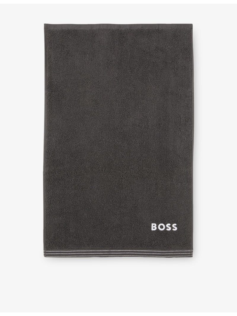 BOSS Edge Cotton Towel 600gsm 100% cotton with embroidered border, imported from the UK