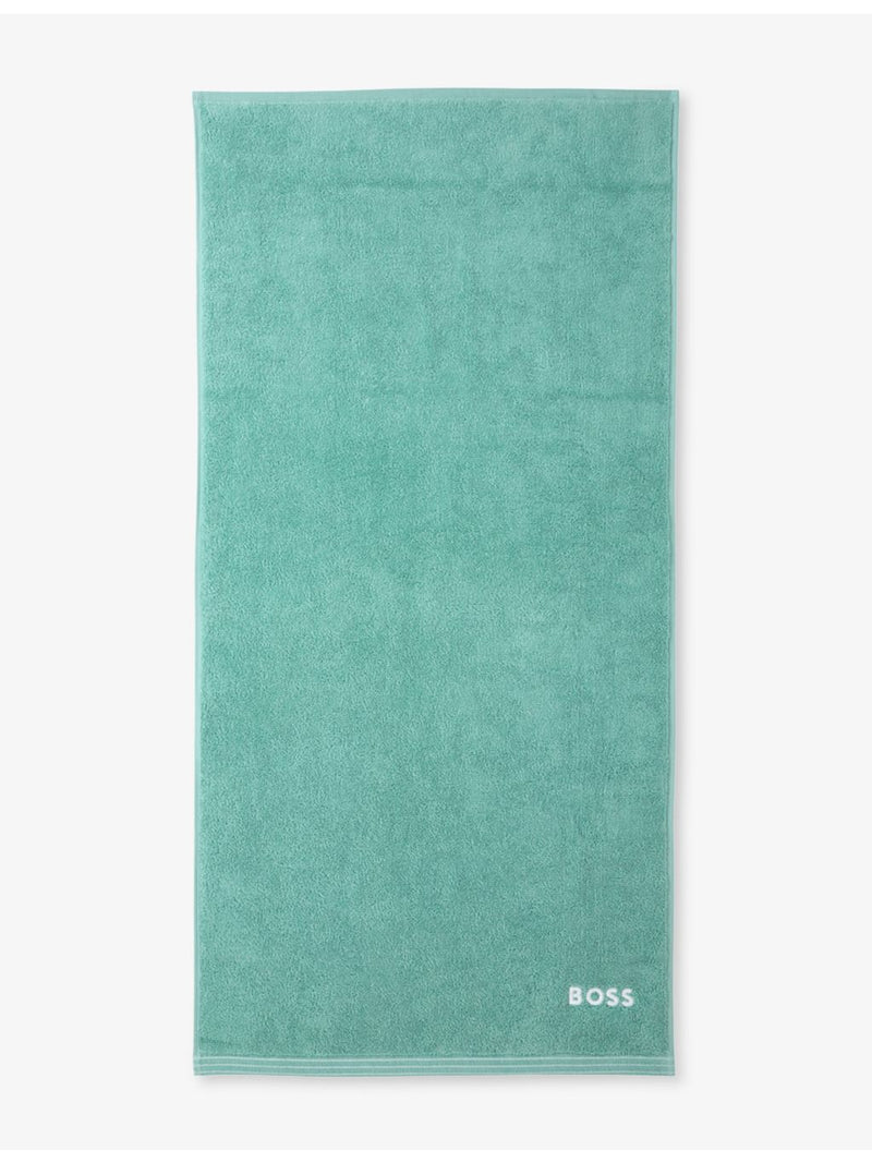 BOSS Edge cotton towel 600gsm, imported from the UK