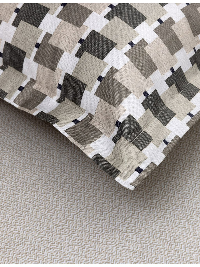 BOSS Lucio standard cotton-sateen pillowcase 50x75cm, UK version