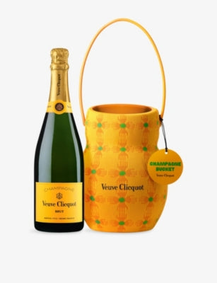 Veuve Clicquot Yellow Label Brut champagne 750ml, UK version