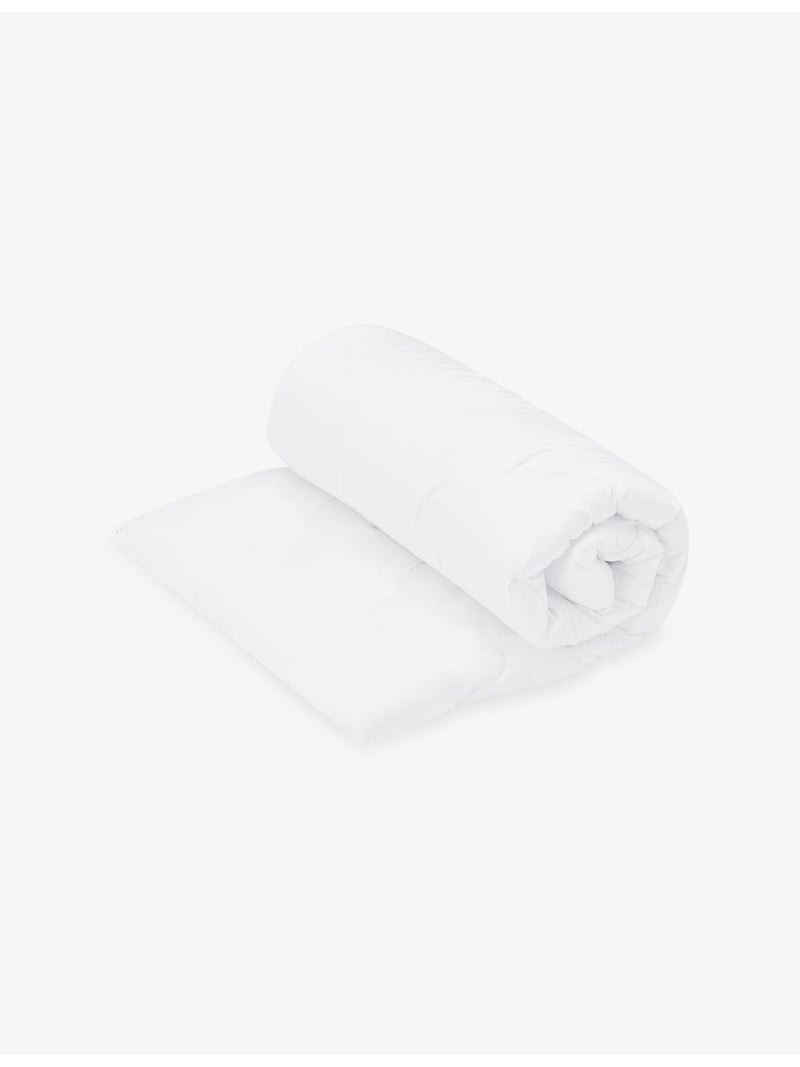 Brinkhaus 4.5 tog duvet with Egyptian cotton casing - British product