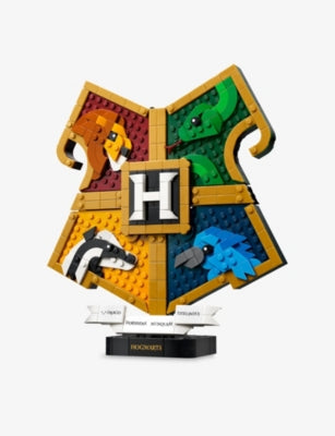 LEGO Harry Potter Hogwarts House Crest building set, 545 pieces (British brand)