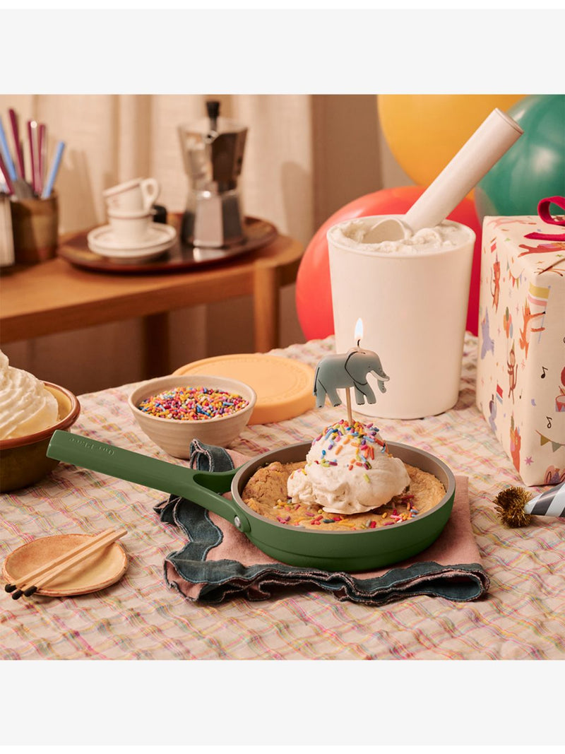 Our Place tiny ceramic pot and pan set - British product