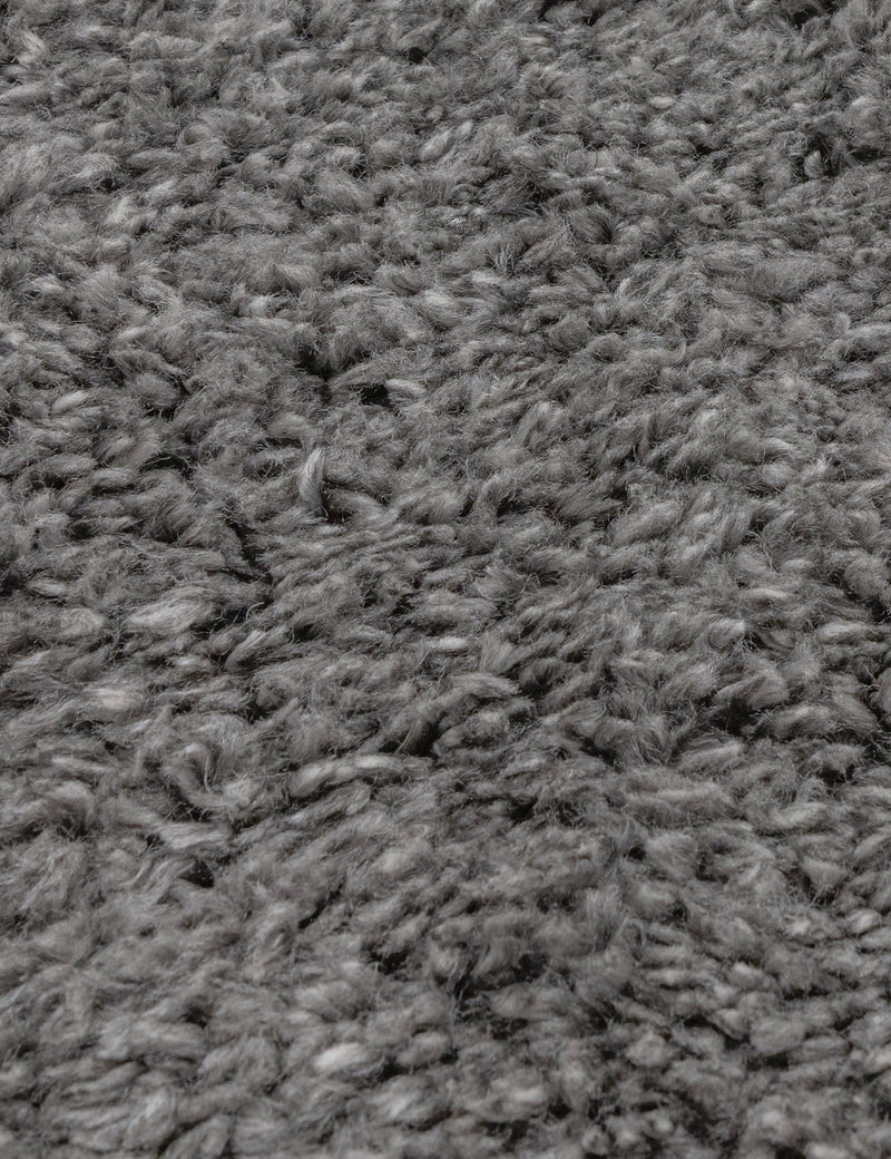Richie soft touch shaggy rug in multiple sizes (British brand)