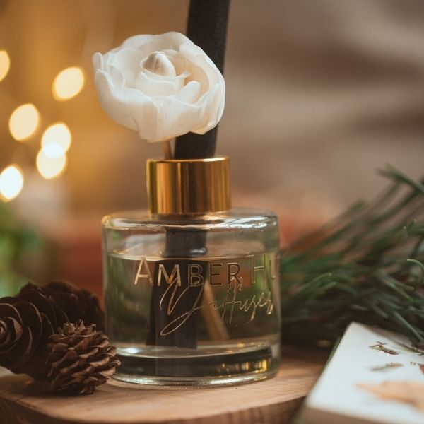 Amber Hue Candles - Royal Baccarat - Flower Reed Diffuser - 100ml