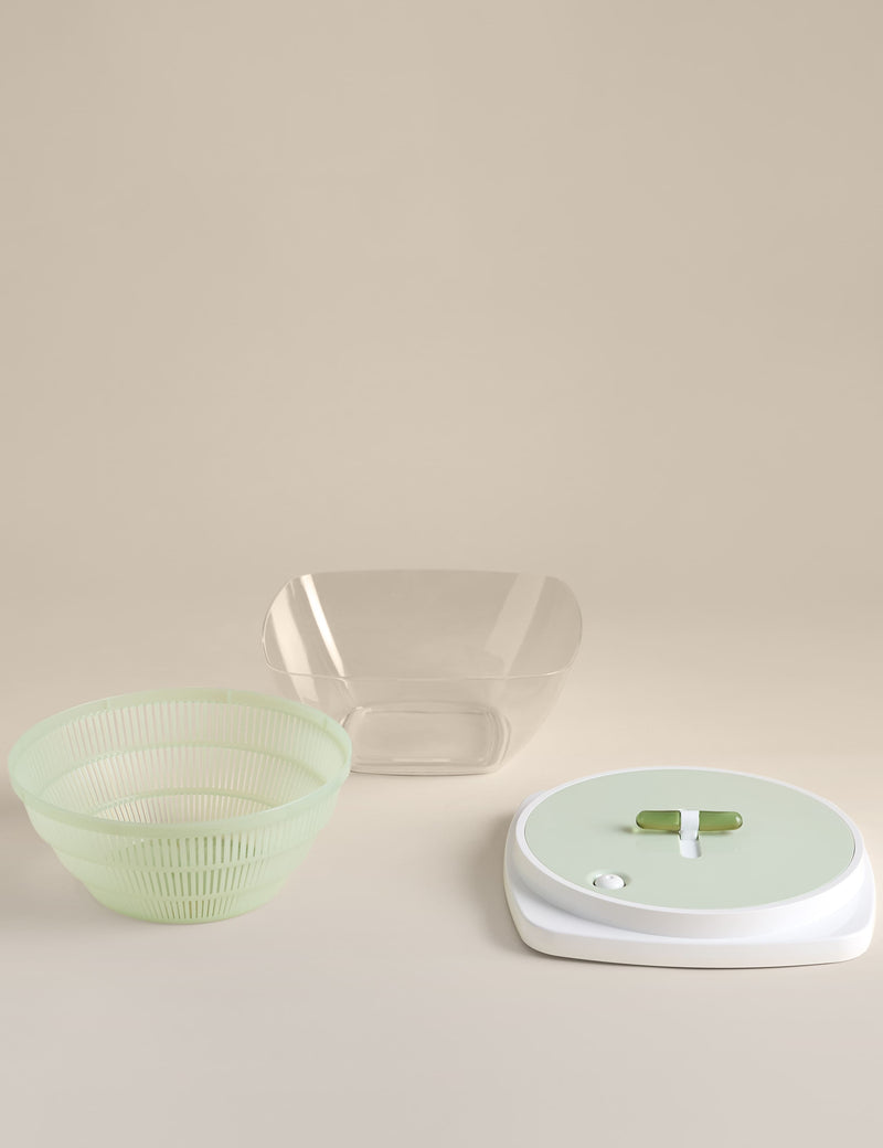 Salad spinner with one-handed sliding design, imported from the UK