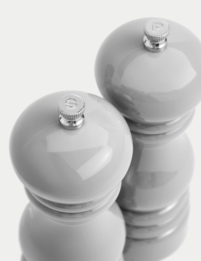 Salt and pepper mill set (British brand)