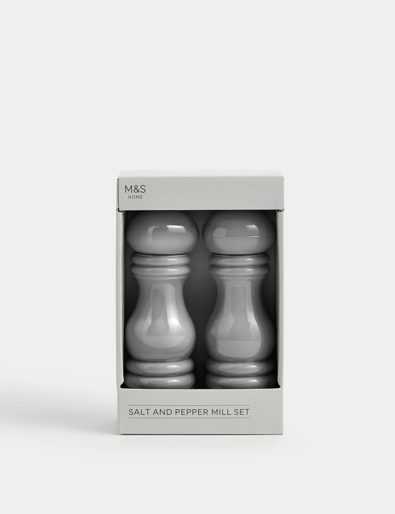 Salt and pepper mill set (British brand)