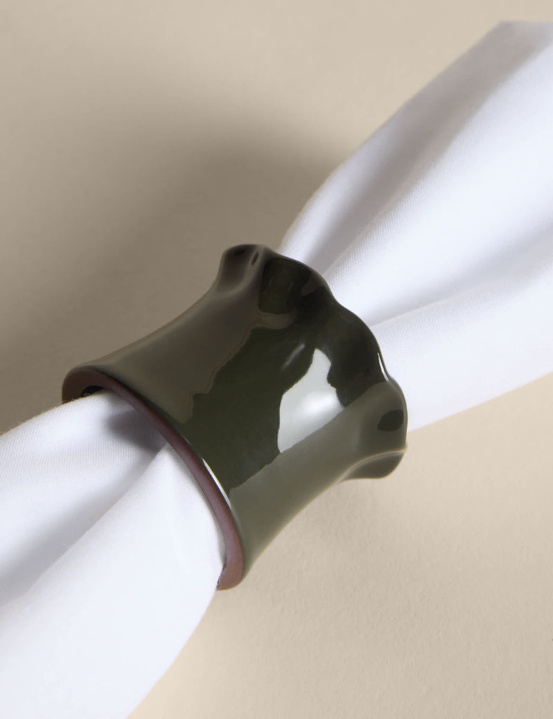 Ceramic napkin rings set of 4 (British brand)