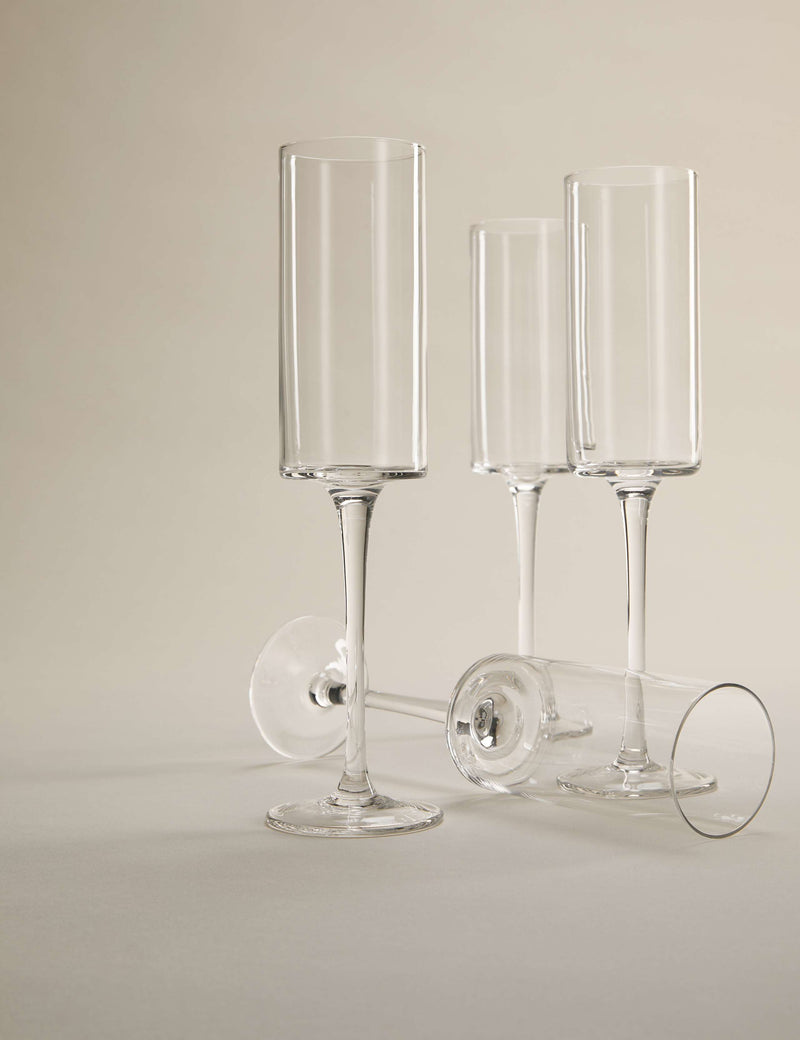 Straight sided champagne flutes set of 4 - British product
