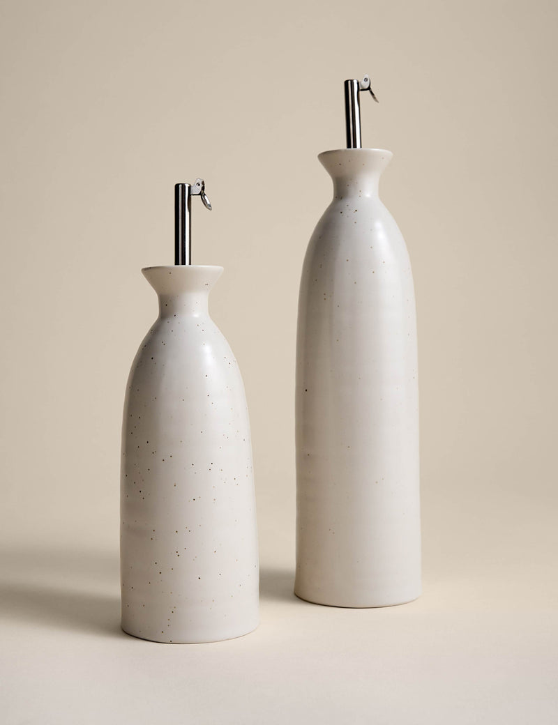 Small ceramic oil pourer 23.4 cm - British product