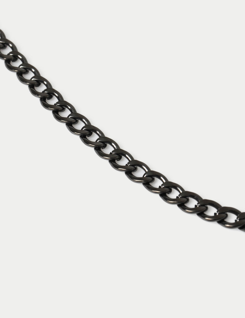 Stainless curb chain necklace with clasp fastening (British brand)