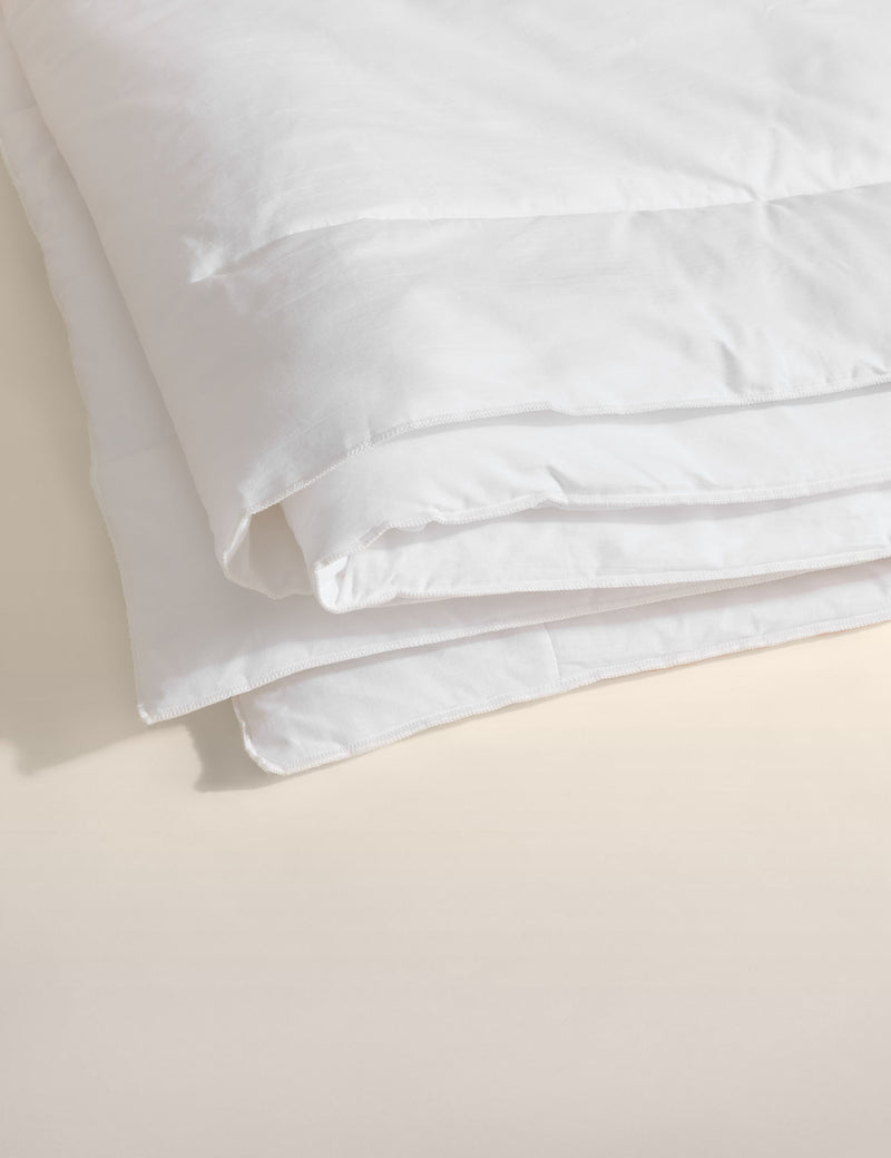 Stay Cool 6 Tog duvet with cotton cover and polyester fill (British brand)