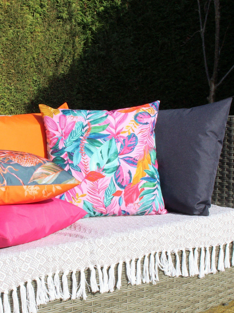 furn. Multi Psychadelic Jungle outdoor cushion 43cm, imported from the UK