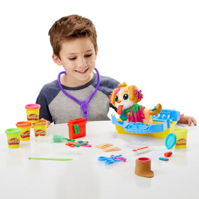 Play-Doh vet playset with toy dog and grooming tools - British product
