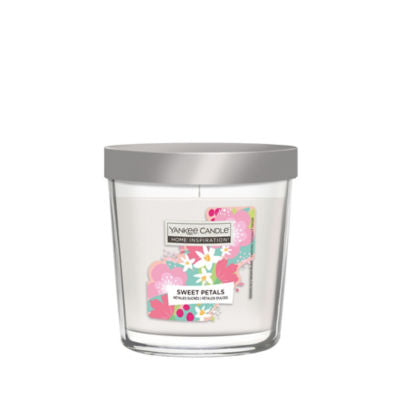 Yankee Candle Sweet Petals scented candle (British brand)