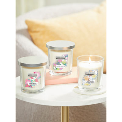 Yankee Candle Sweet Petals scented candle (British brand)
