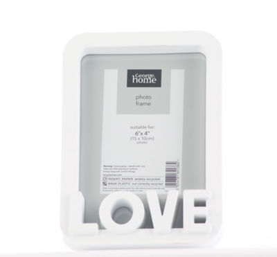 George white plastic photo frame 6x4 inch, UK version