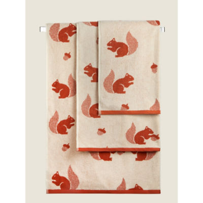 Medium squirrel bath towel 100% cotton, imported from the UK