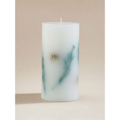 Frosted Pine Eucalyptus pillar candle 7.5x7.5x15 cm, UK version