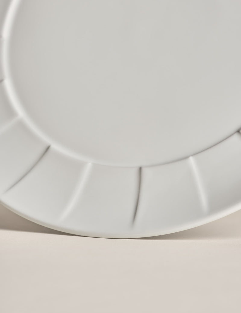 M&S X Kelly Hoppen textured ceramic dinner plate 27.5 cm (British brand)